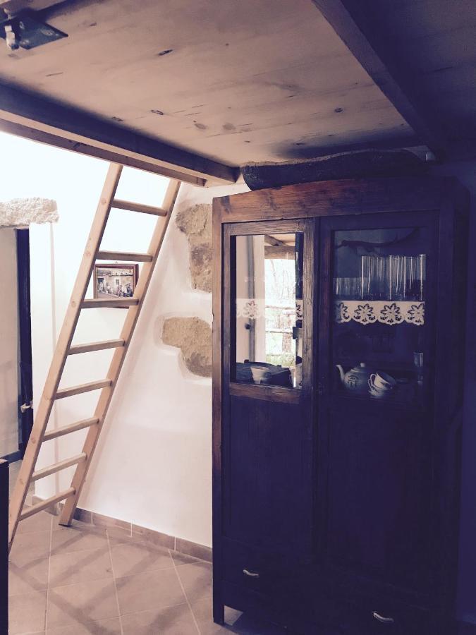 Ovostolai Cottage フォンニ エクステリア 写真