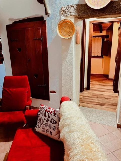 Ovostolai Cottage フォンニ エクステリア 写真